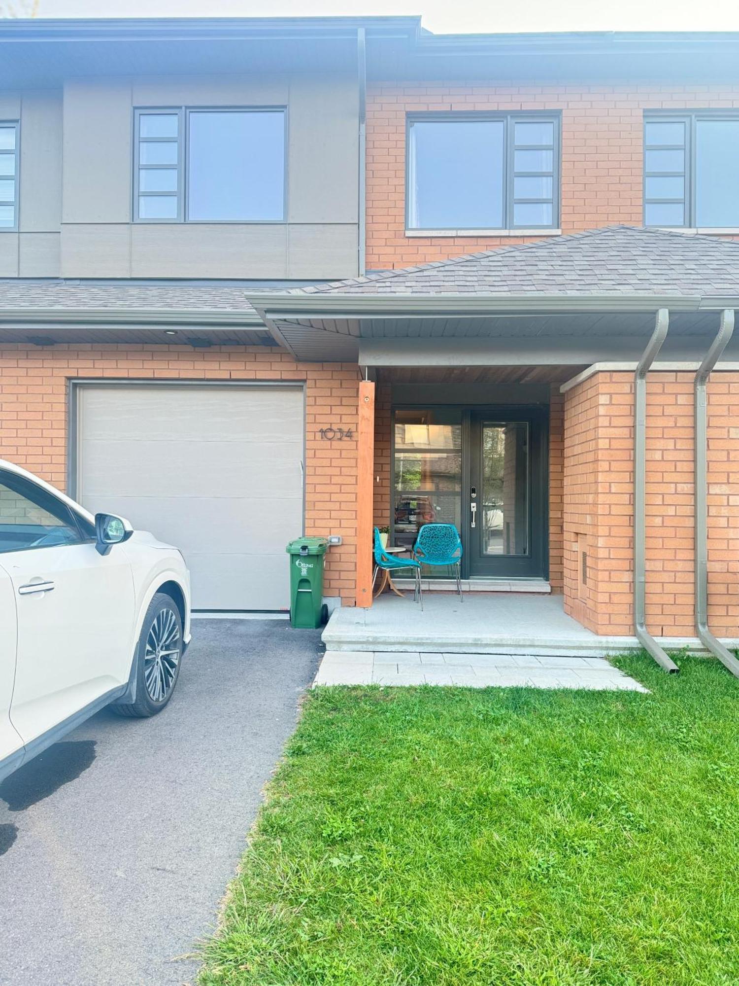 Cozy House * Ottawa